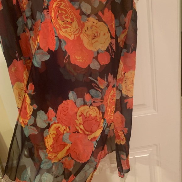 Duster - Picture 3 of 4